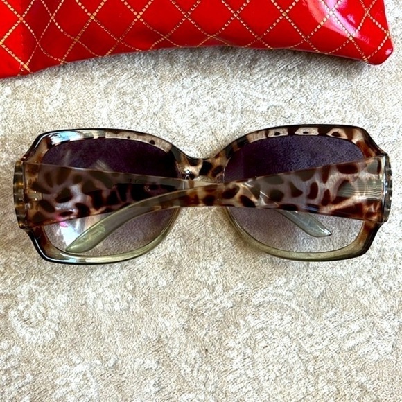 Brand New Tortoise Animal Print Oversized Sunglasses Rhinestones Gradient Lens main image 7